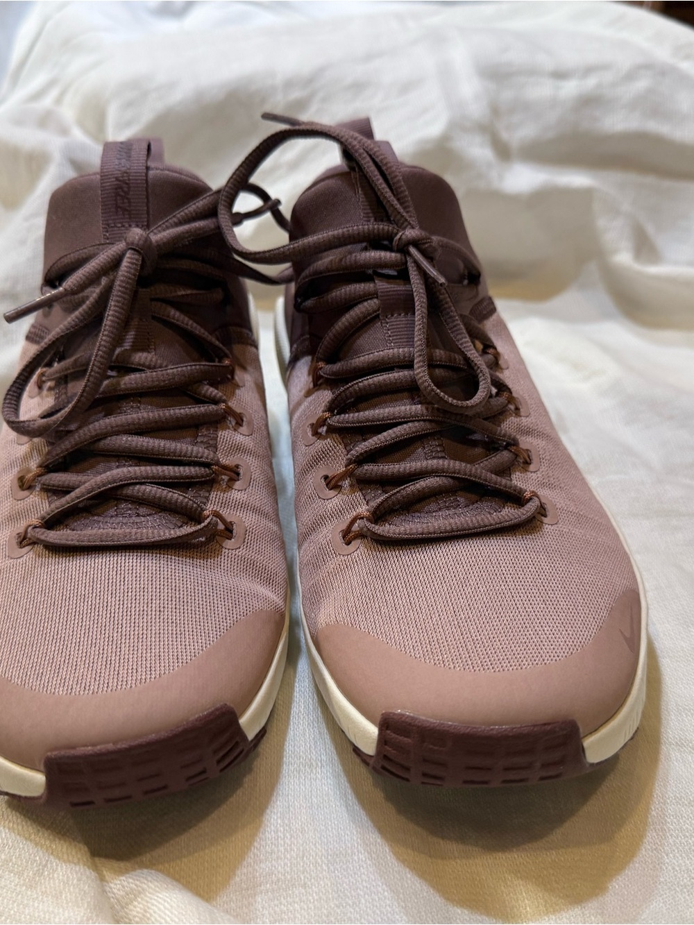 Nike Women's Mauve Knit Lace-Up Sneakers - Picture 9 of 9